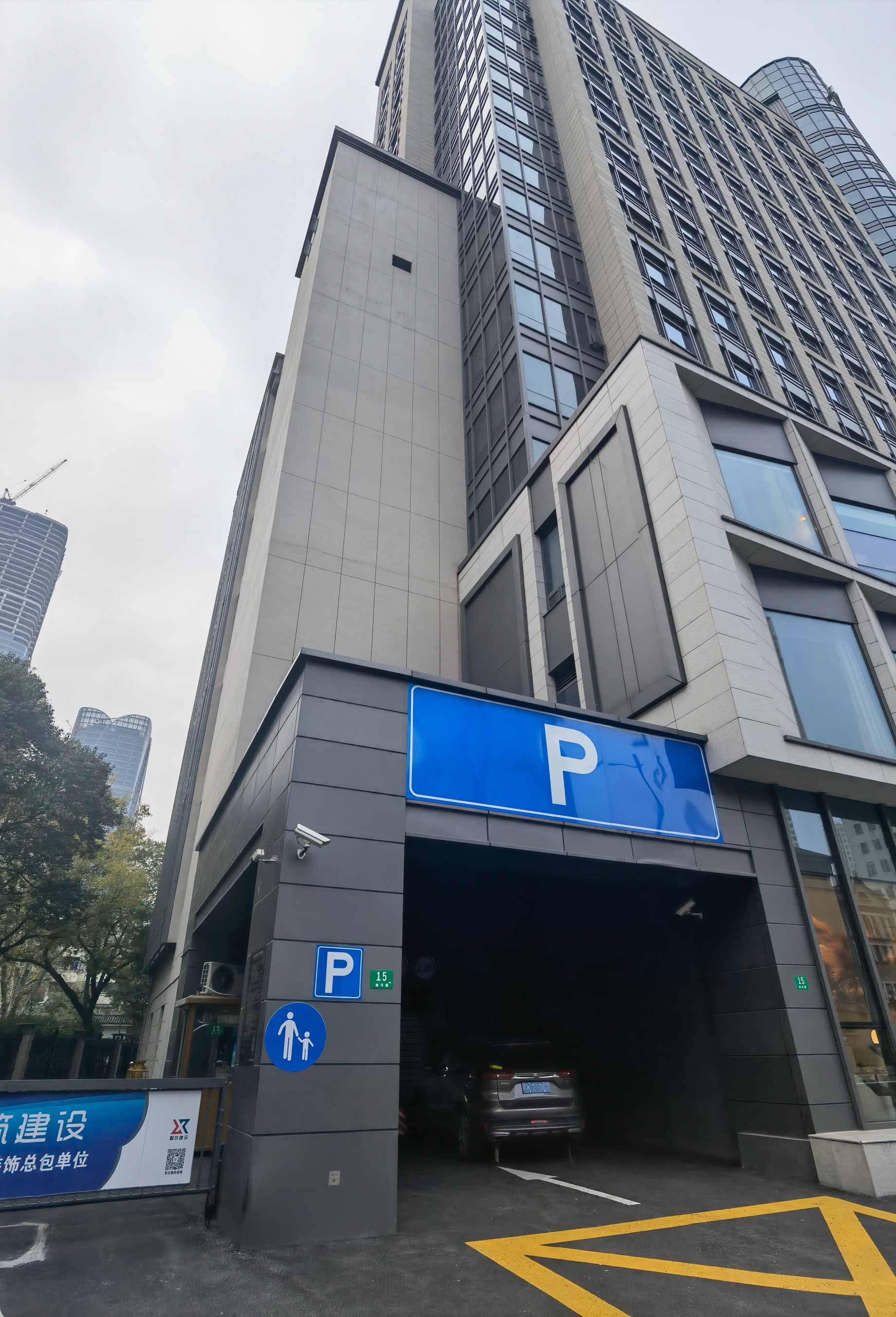 Vertical Lift Three-dimensional Garage