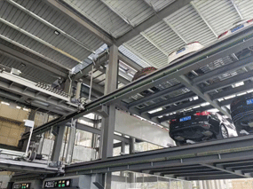 Flat mobile garage